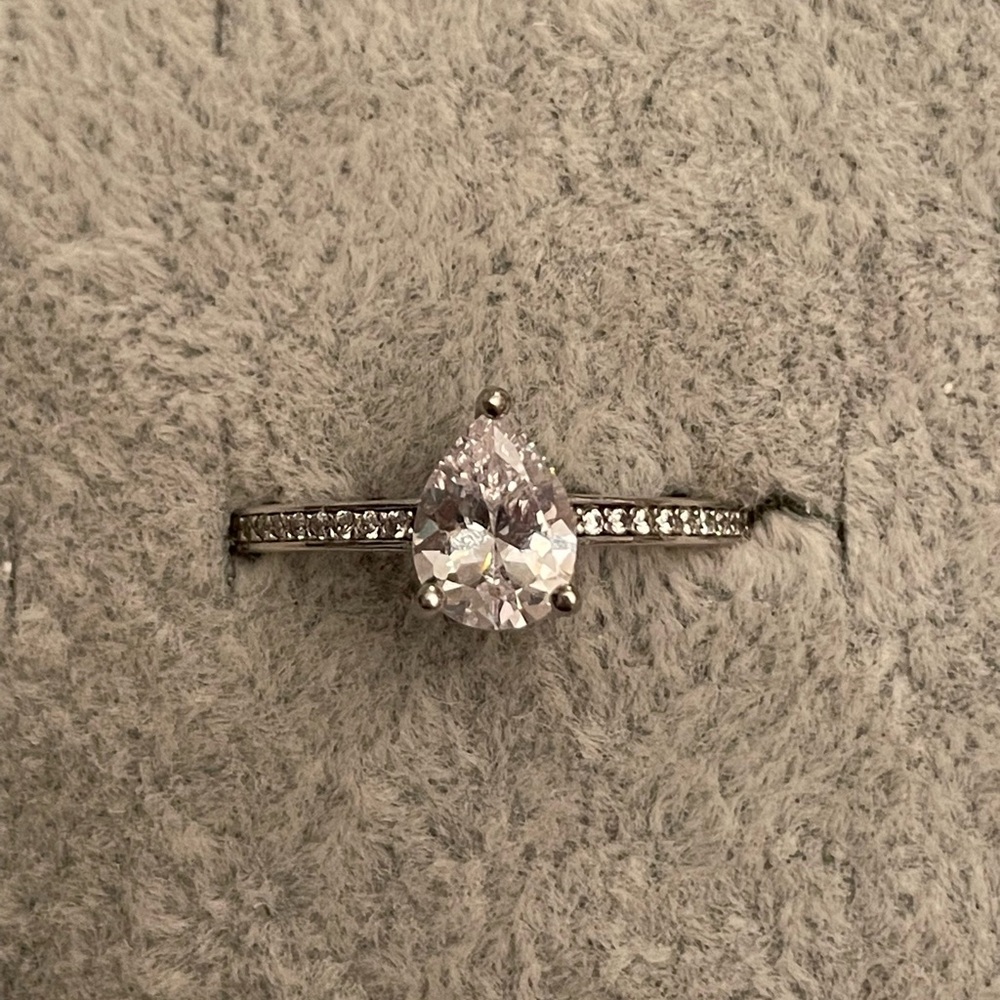 Sterling Silver Pear Ring Size 8